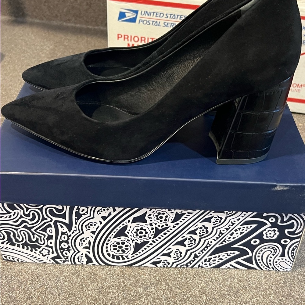 JMcLAUGHLIN Suede Heels